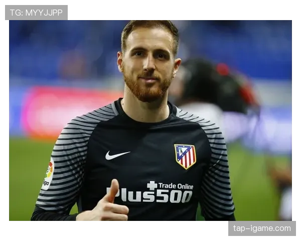 奥布拉克再夺西甲金手套，状态回暖彰显顶级门将本色