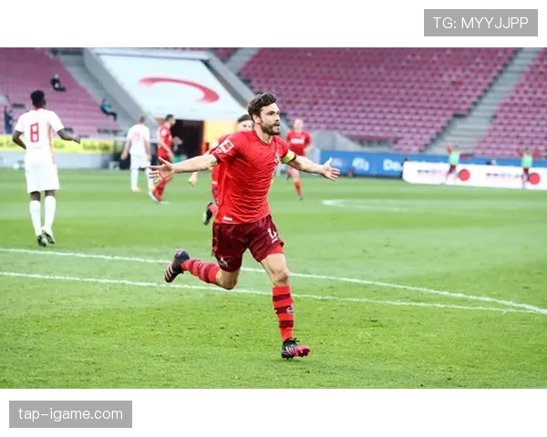 奥格斯堡新赛季聚焦保级战略：全力冲刺脱离降级区