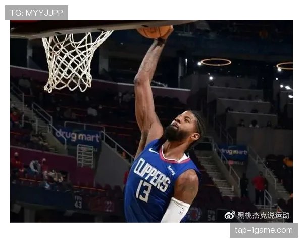 看到保罗·乔治那块表，我差点以为他把工资戴在手上